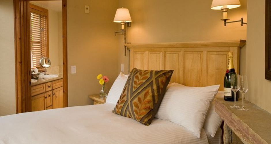 Cosy and comfortable hotel rooms and condos. - image_6