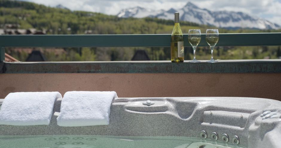 Enjoy the hot tub and outdoor pool after a day on the slopes. - image_7