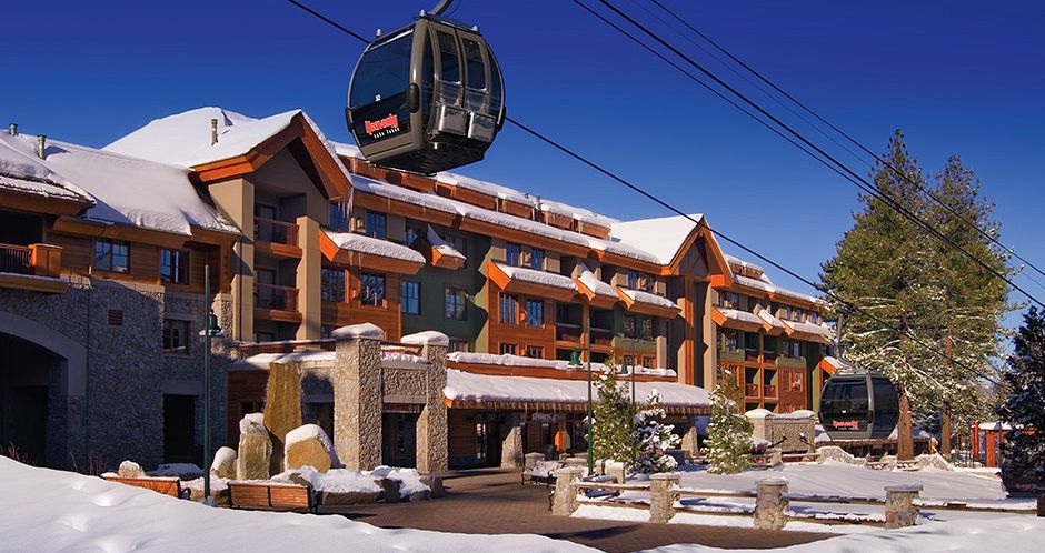 Unbeatable slopeside location with direct gondola access. Photo: Grand Residences by Marriott - image_5