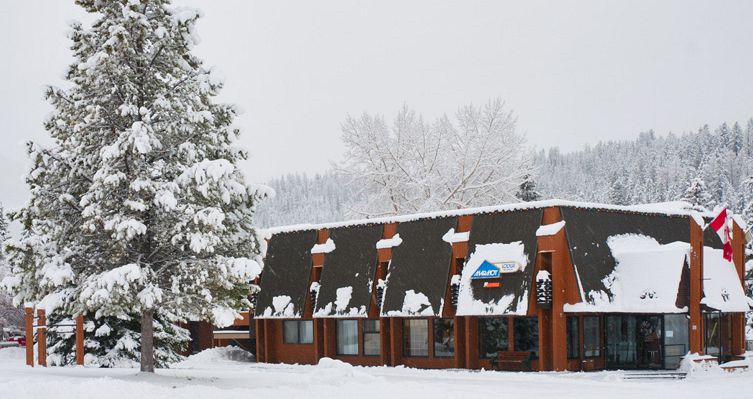 Great value hotel in the heart of Jasper. Photo: Pursuit. - image_0