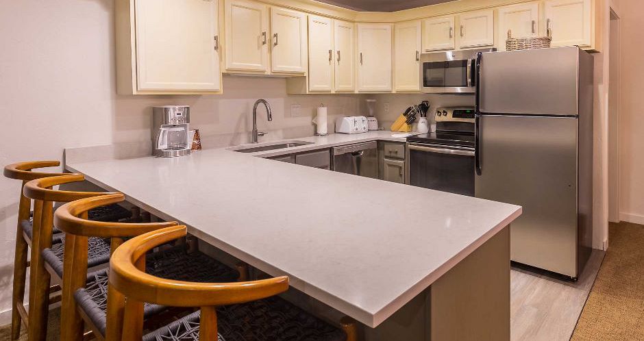 Well-equipped kitchens and dining areas are ideal for families and groups. Photo: North of Nell - image_3