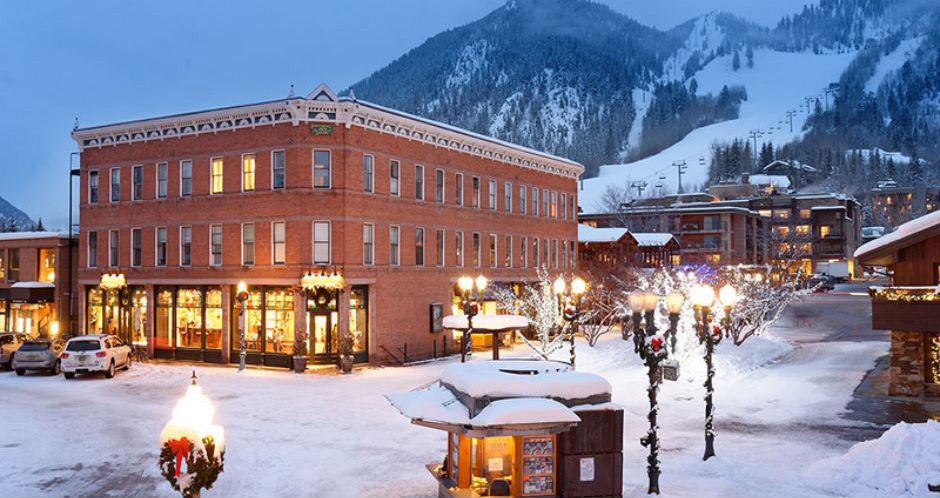 Situated in a wonderful downtown location, close to the slopes of Ajax Mountain. Photo: Independence Square Hotel - image_0
