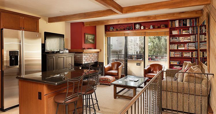 Well-equipped kitchens and dining areas for the whole family. Photo: Frias Properties - image_2
