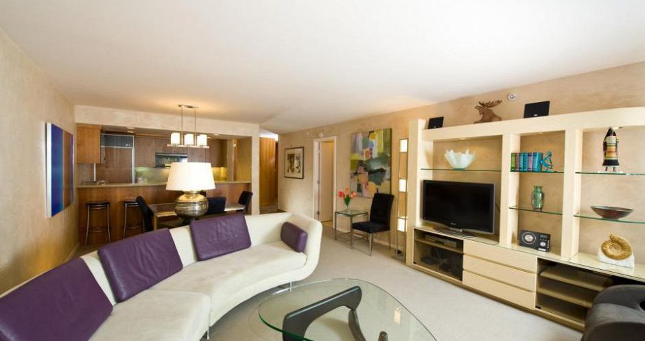Tastefully decorated and spacious for the whole family. Photo: Vail's Mountain Haus - image_5