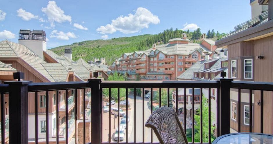 Ideal location right in the heart of Beaver Creek village. - image_4