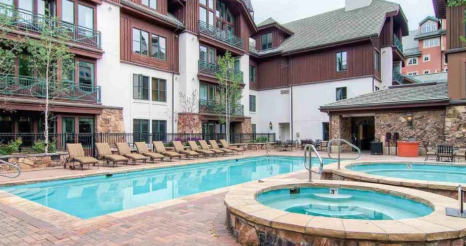 Great on-site facilities including pool and hot tub. - image_1