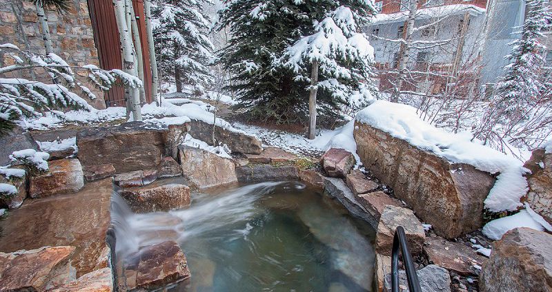 Enjoy a secluded hot tub. - image_1