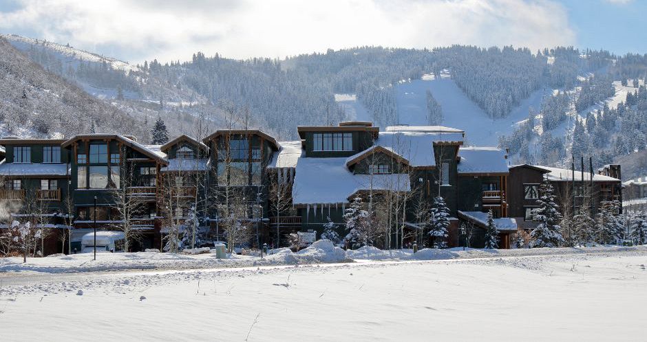 Perfectly located in Deer Valley, The Lodges are barely minutes from the slopes. - image_1