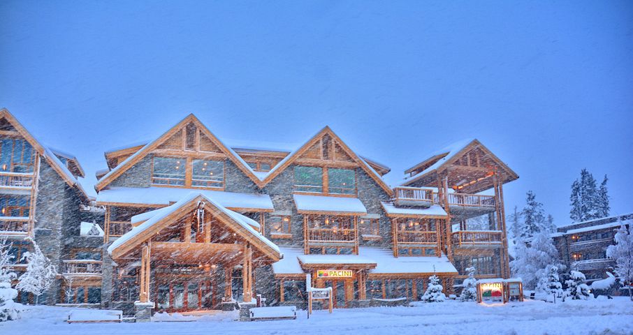 Perfect for a ski getaway in Banff. Photo: Moose Hotel & Suites - image_1
