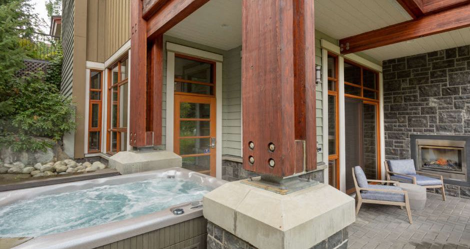 Enjoy private hot tubs in your condo in Whistler. - image_2