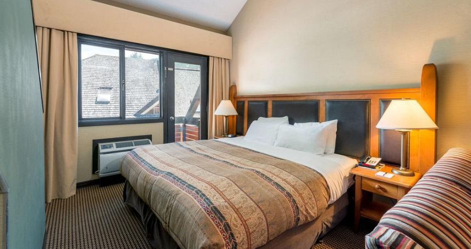 Comfortable hotel-style rooms for families in Whistler. - image_2