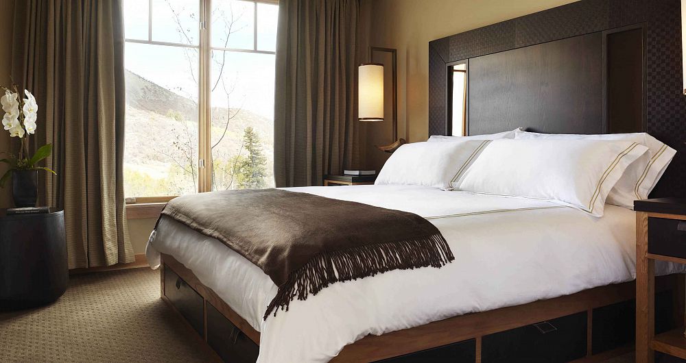 Flexible bedding options to suit couples, solo skiers, and groups. Photo: The Viceroy - image_5