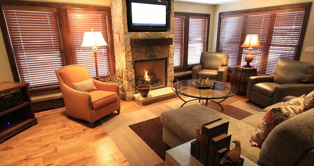 Spacious living areas for the ideal family ski vacation. Photo: Wyndham Vacations - image_7