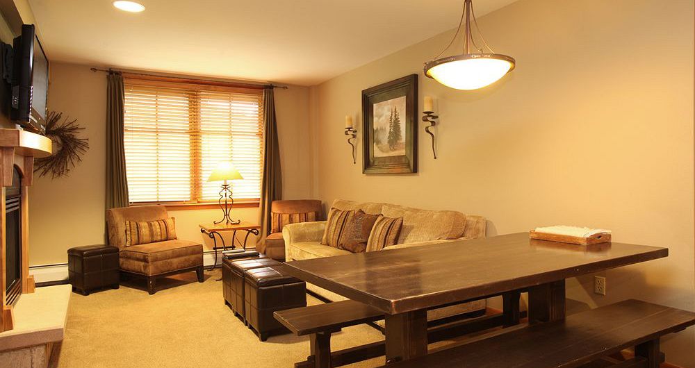The ideal condo choice for families and groups of friends travelling together. Photo: Zephyr Mountain Lodge - image_4