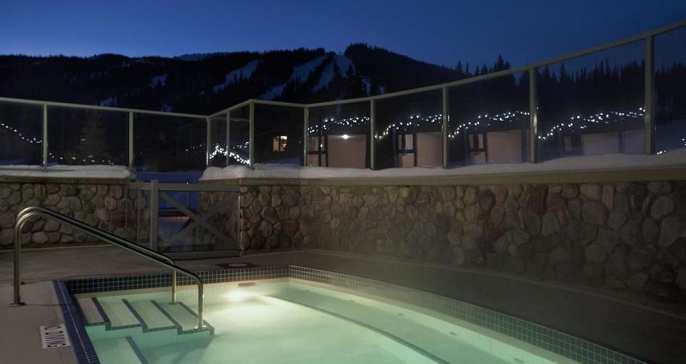 Coast Sundance Lodge | Peaks | Review and book on Scout