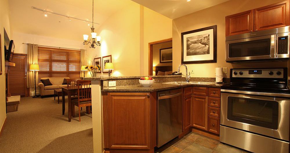 Full kitchens to cook up a storm during your ski vacation. Photo: Zephyr Mountain Lodge - image_11
