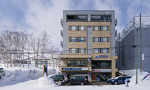 Niseko : Mountainside Palace