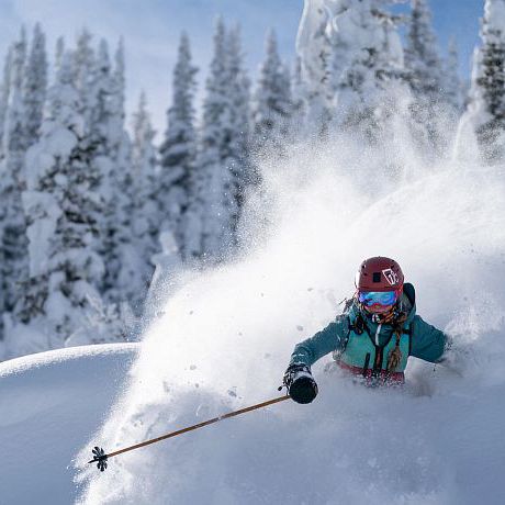 5 Reasons to Book Your Winter Ski Vacation Early