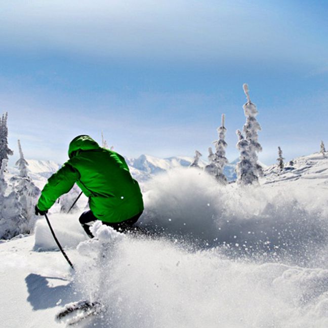 5 Reasons to Book Your Winter Ski Vacation Early