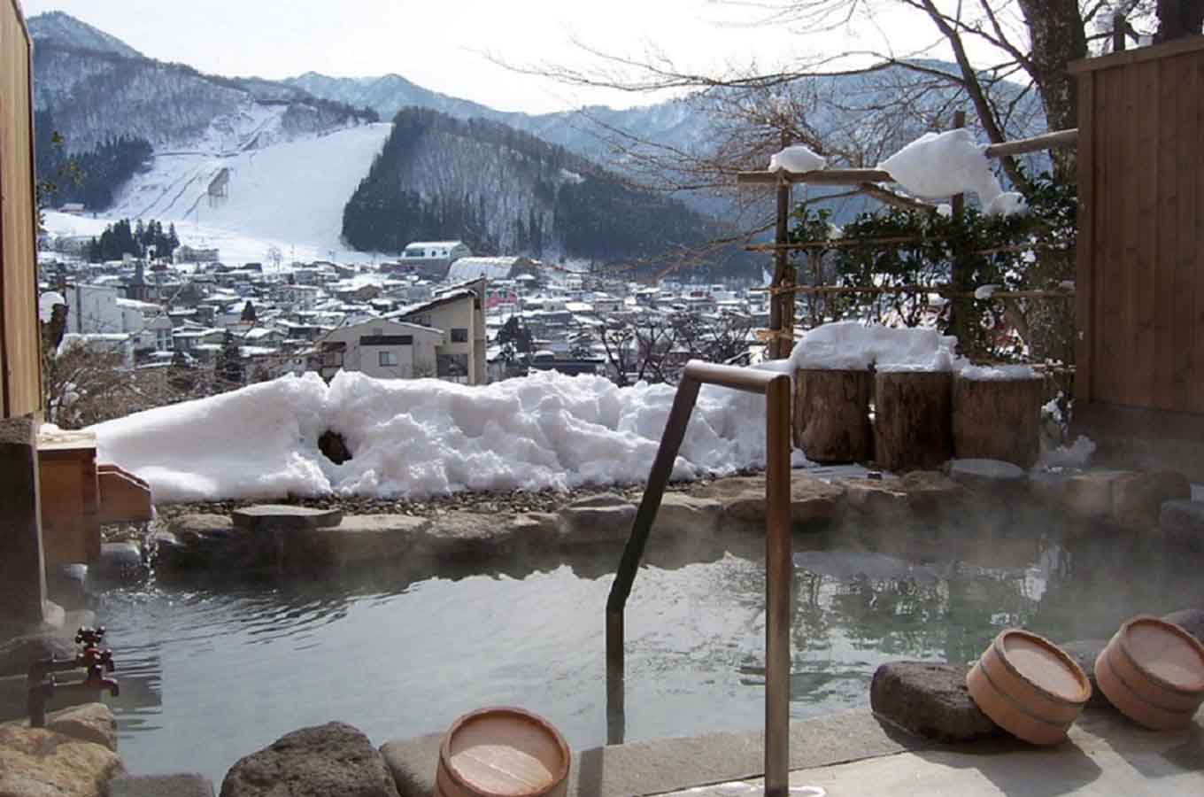 Outdoor Onsen (or Roteburo) in Nozawa Onsen