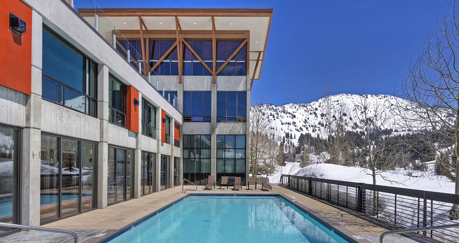 The place to be after a day on the slopes. Photo: Rustler Lodge - image_1