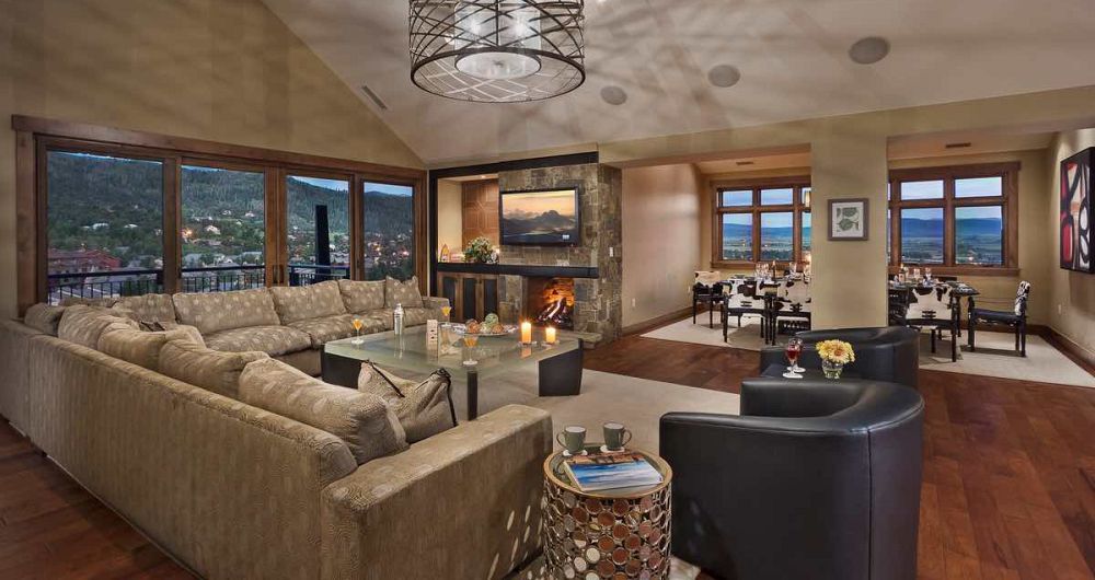 Luxurious residences for families and groups of all sizes. Photo: Moving Mountains - image_1