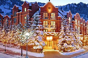 Setting the bar high for luxury hotels in Aspen. Photo: St Regis Aspen