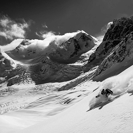 Scout\'s Best Luxury Heli Ski Adventures